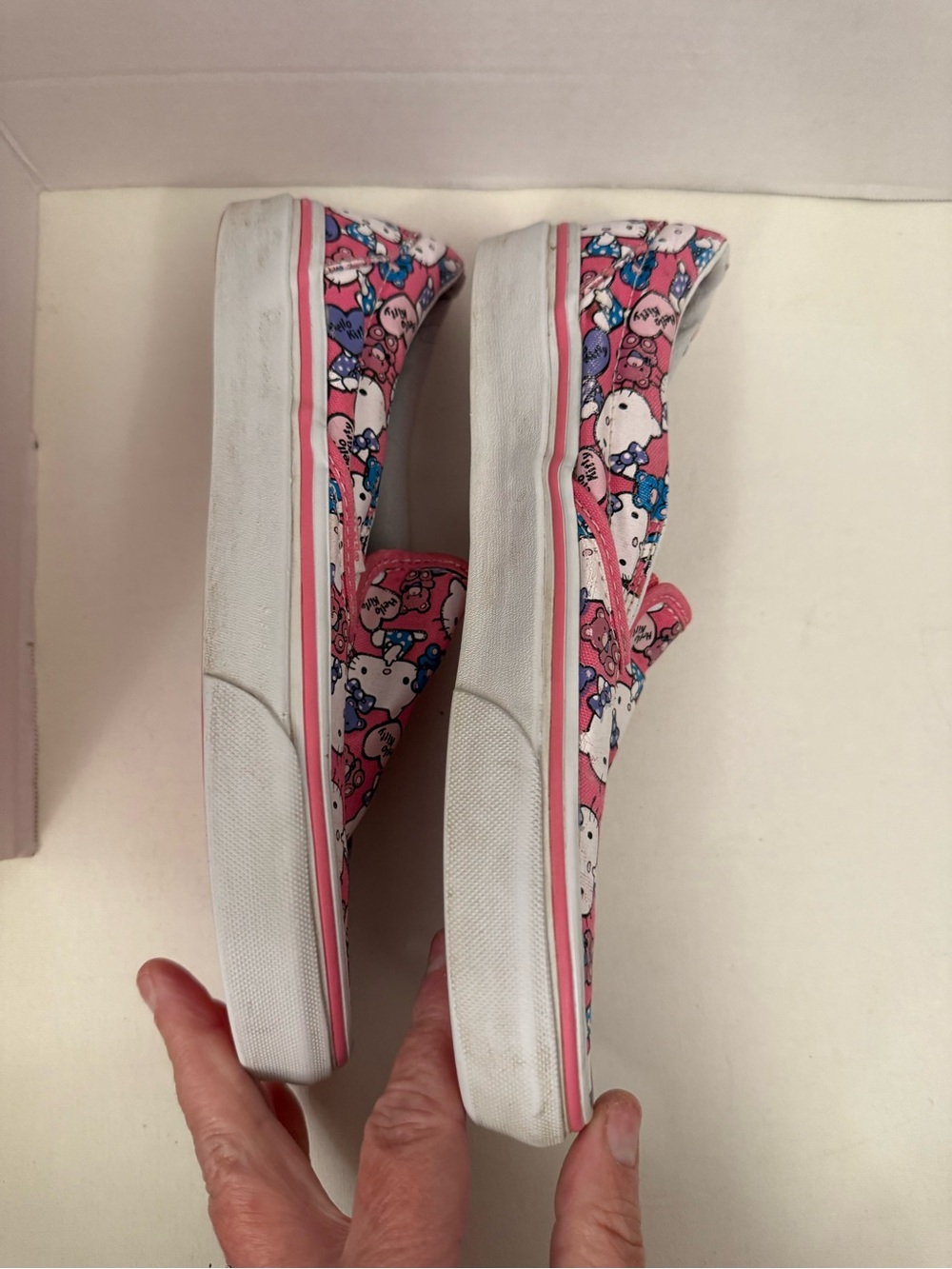Vans Kids Slip-On Sneakers - Pink with Hello Kitty Print - Picture 4 of 6